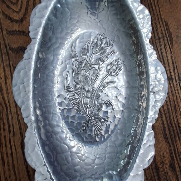 Vintage Rodney Kent Hammered Aluminum Tulip Serving Tray - Picture 1 of 4
